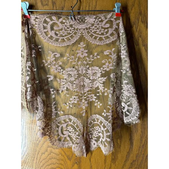 Mantilla Veil Chailna Lace Brown - Picture 2 of 4